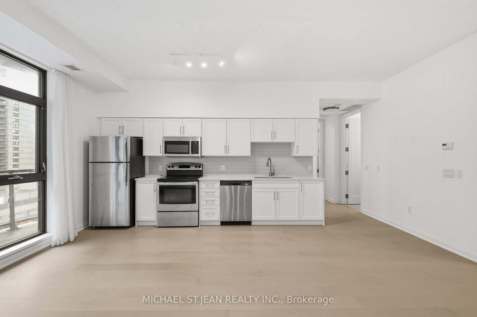909-112 King Street E • Hamilton, ON photo 13