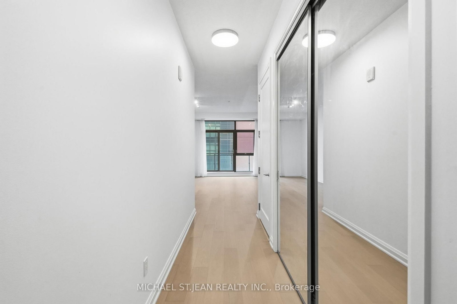 909-112 King Street E • Hamilton, ON photo 8