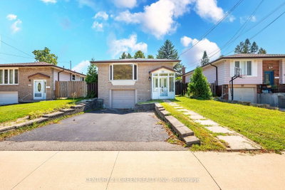 Detached House for sale at 22 Quaker Crescent, Hamilton, Ontario, L8W 1H5 - Quinndale - MLS: X13732952
