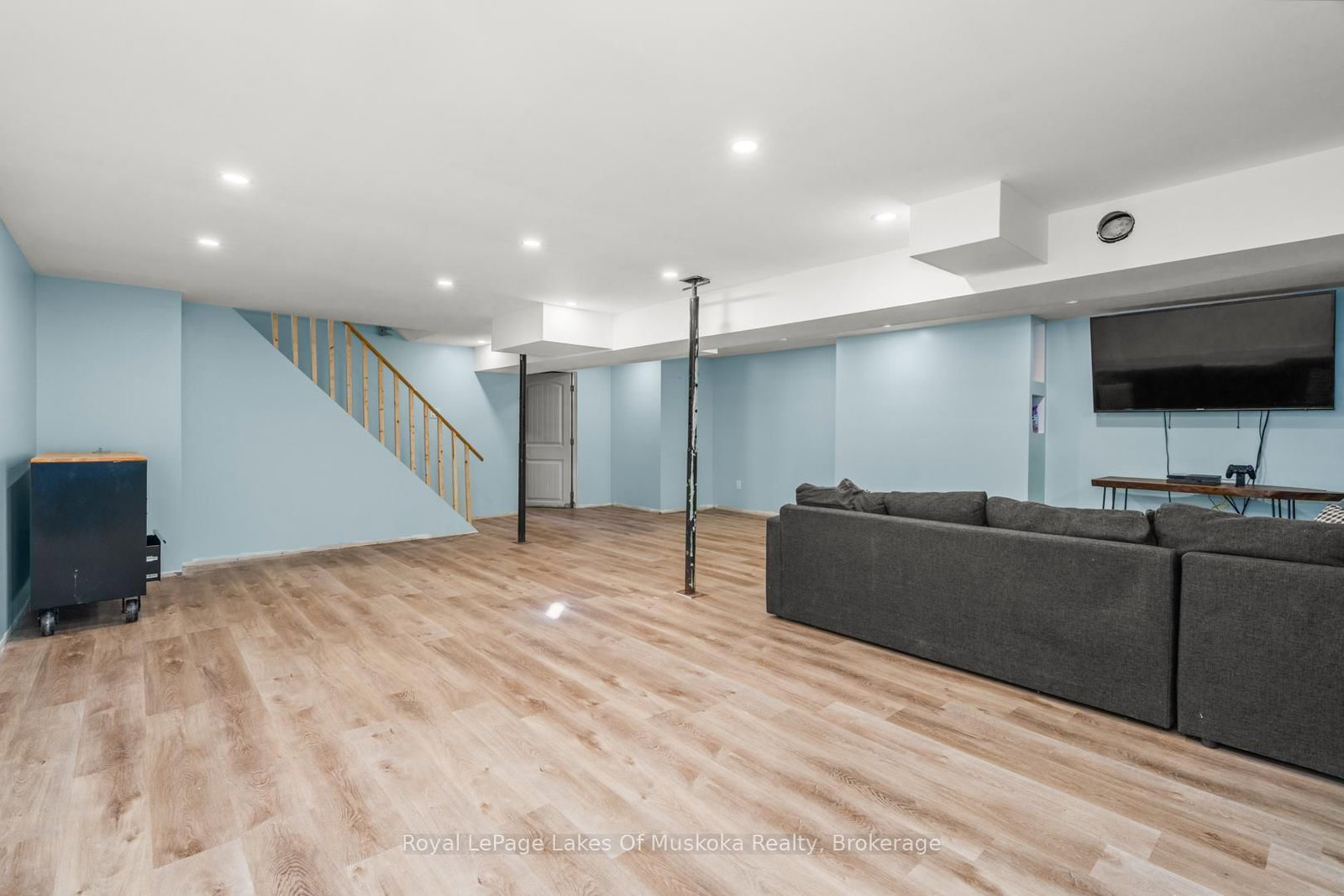 30 Kitchen Road S • Huntsville, ON photo 16