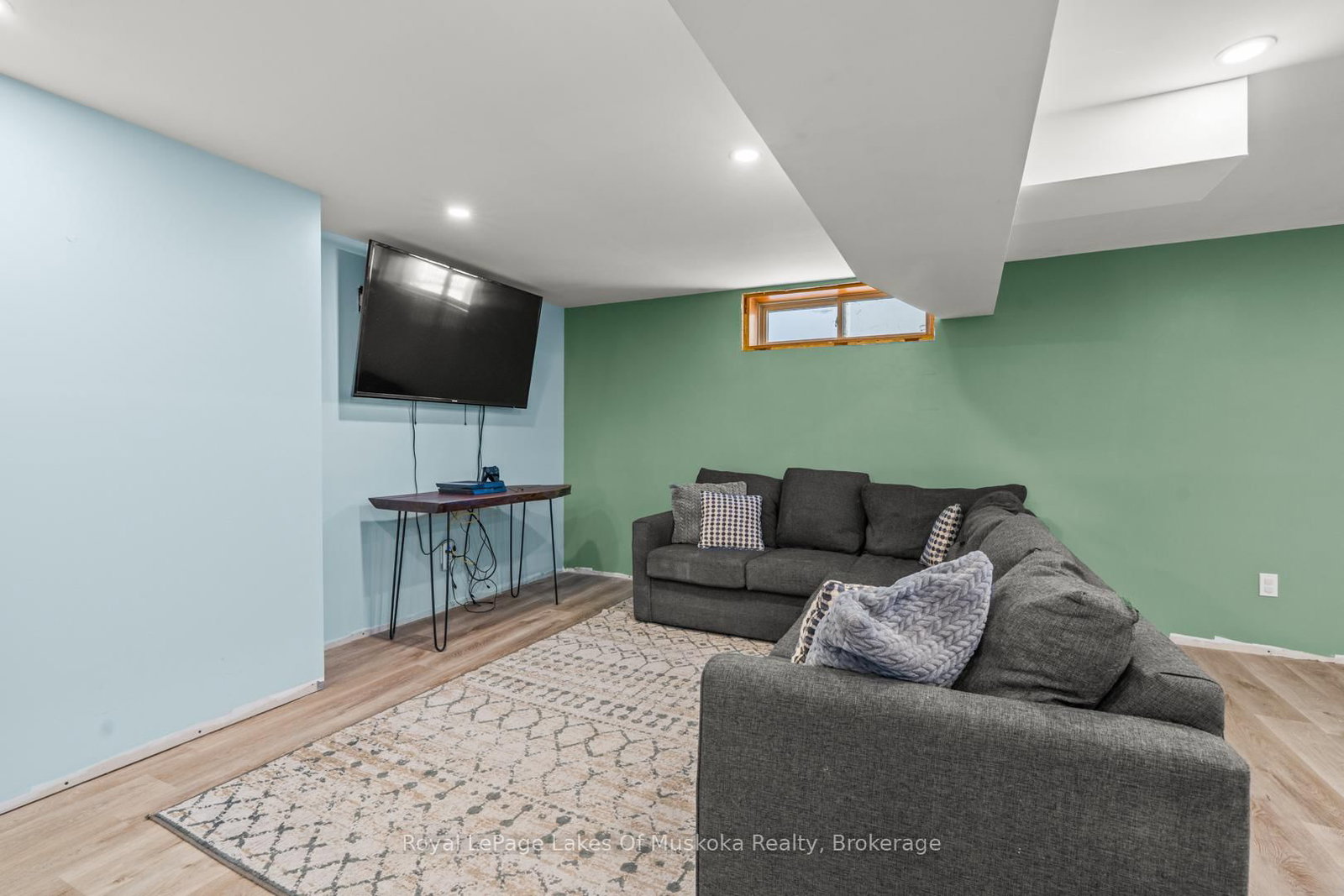 30 Kitchen Road S • Huntsville, ON photo 18