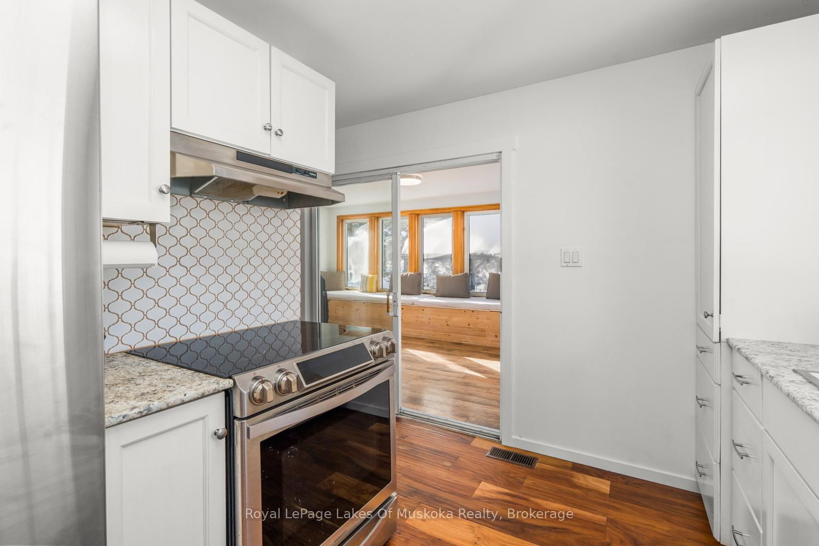 30 Kitchen Road S • Huntsville, ON photo 8