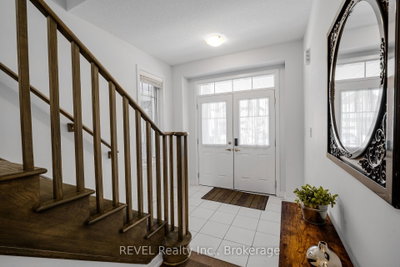 111 Sunflower Crescent • Thorold, ON photo 6