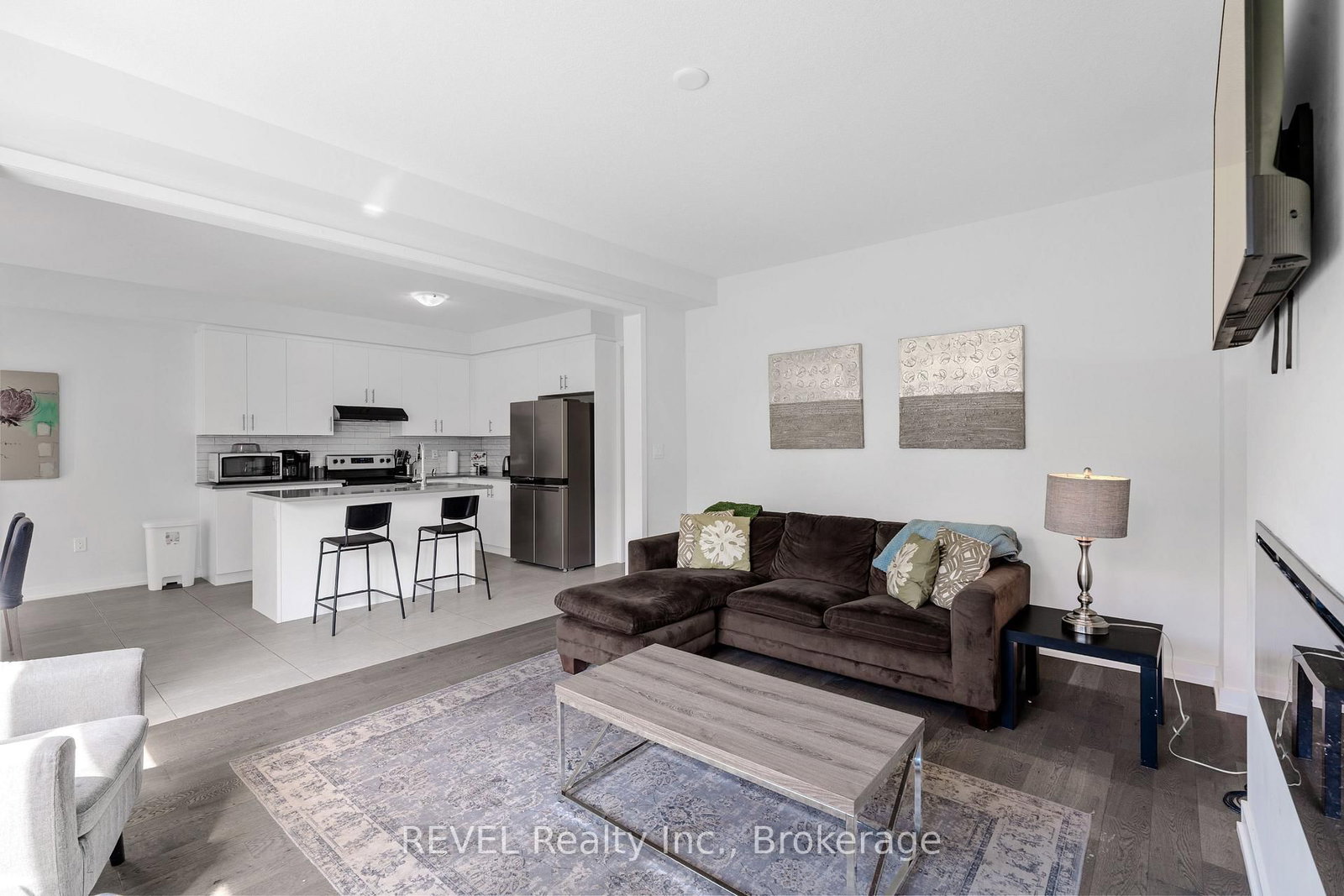 111 Sunflower Crescent • Thorold, ON photo 8