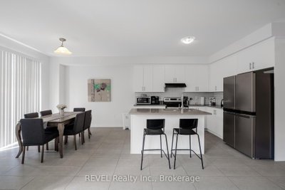 111 Sunflower Crescent • Thorold, ON photo 9