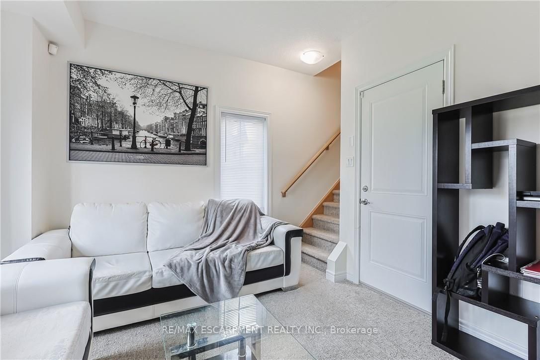 20 BARLEY Lane • Hamilton, ON photo 26