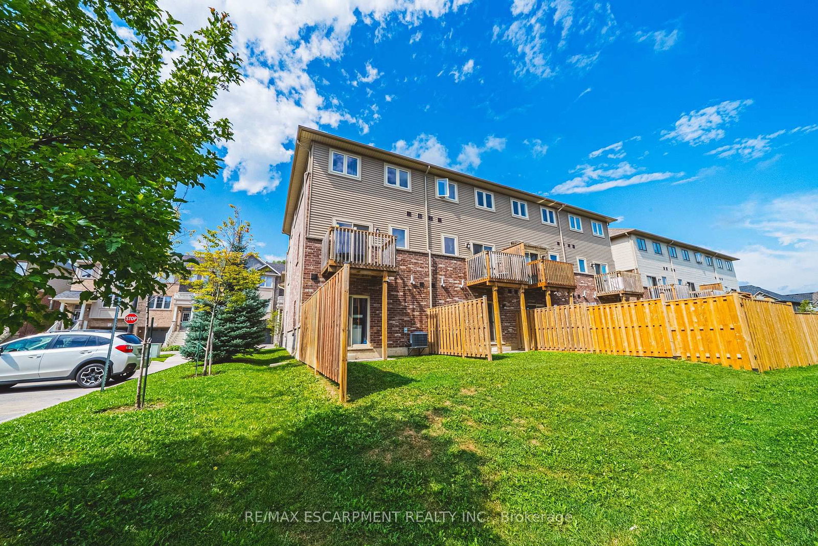 20 BARLEY Lane • Hamilton, ON photo 30