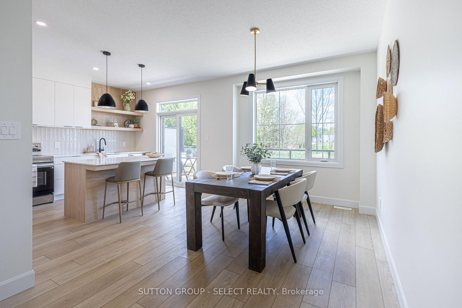 233 Upper Queen Street • #26 • Thames Centre, ON photo 16