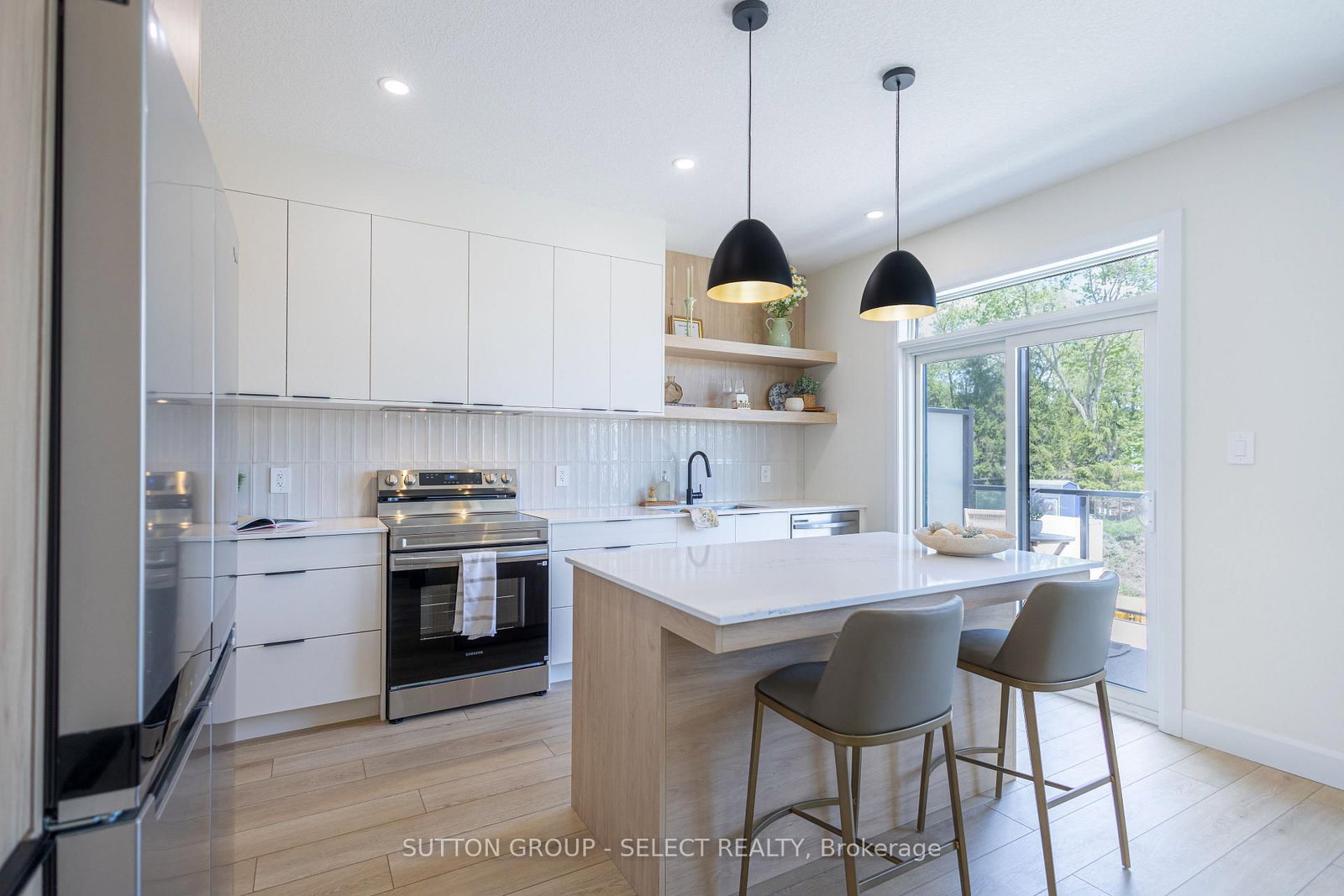 233 Upper Queen Street • #26 • Thames Centre, ON photo 18