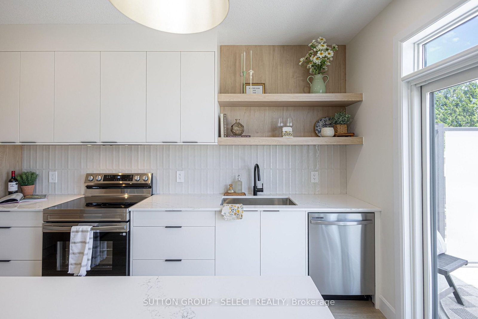 233 Upper Queen Street • #26 • Thames Centre, ON photo 22