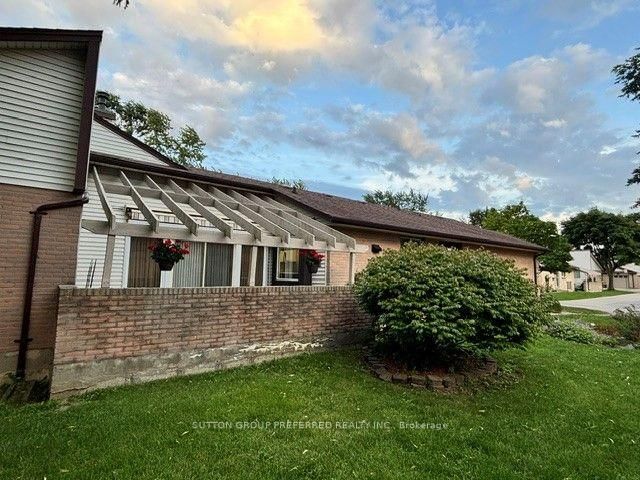 60 Fiddlers Green Road • #40 • London North, ON photo 31