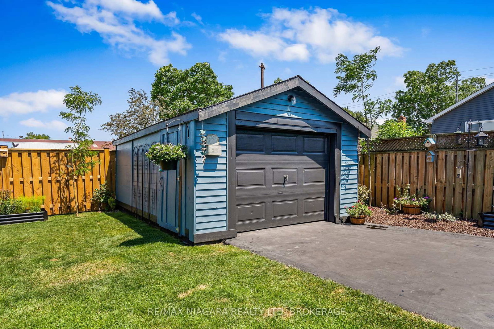 741 Elm Street • Port Colborne, ON photo 32