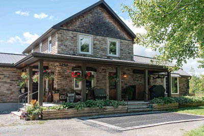 2666 Yorks Corners Road • Ottawa, ON photo 2