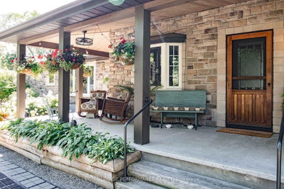 2666 Yorks Corners Road • Ottawa, ON photo 3