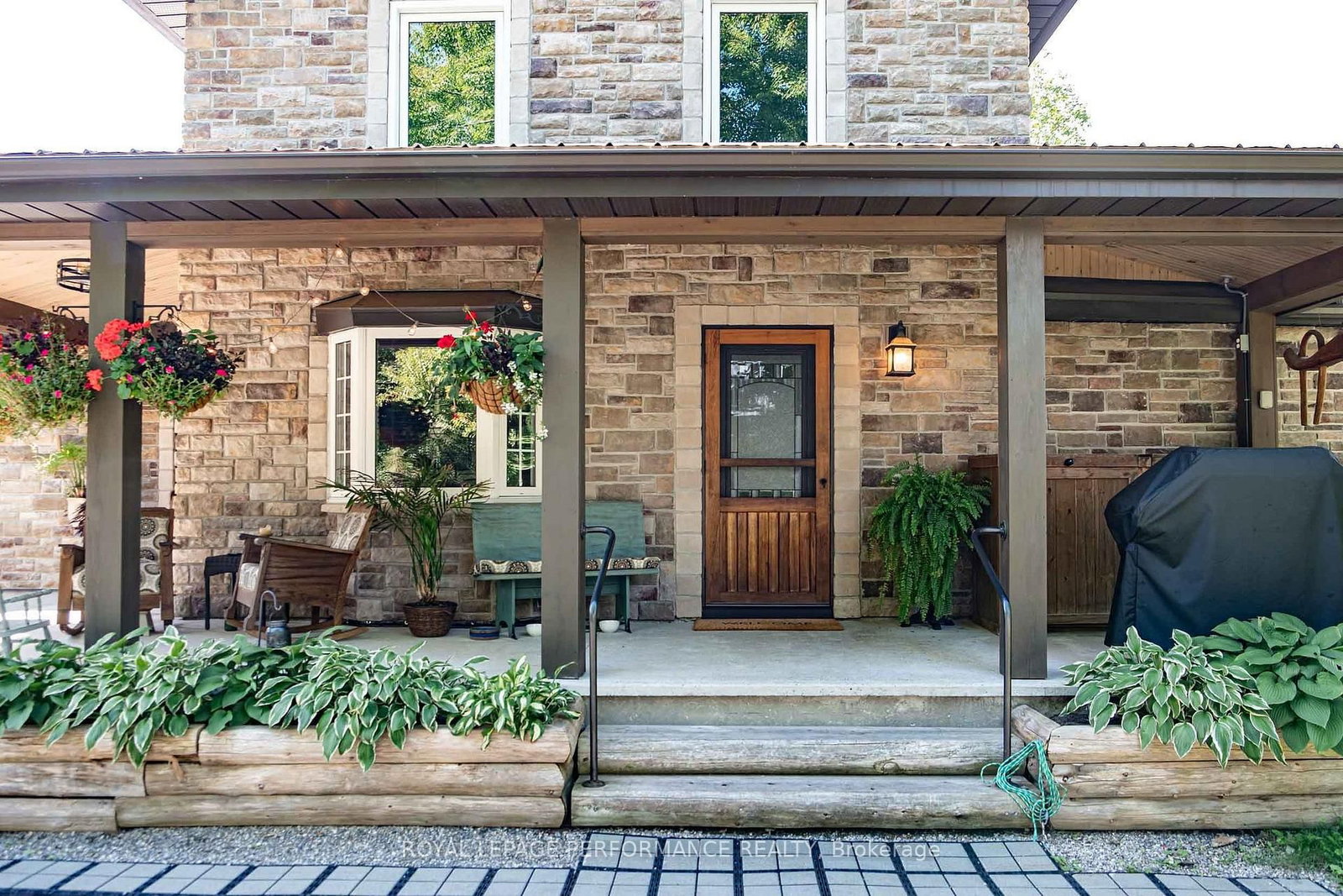 2666 Yorks Corners Road • Ottawa, ON photo 4