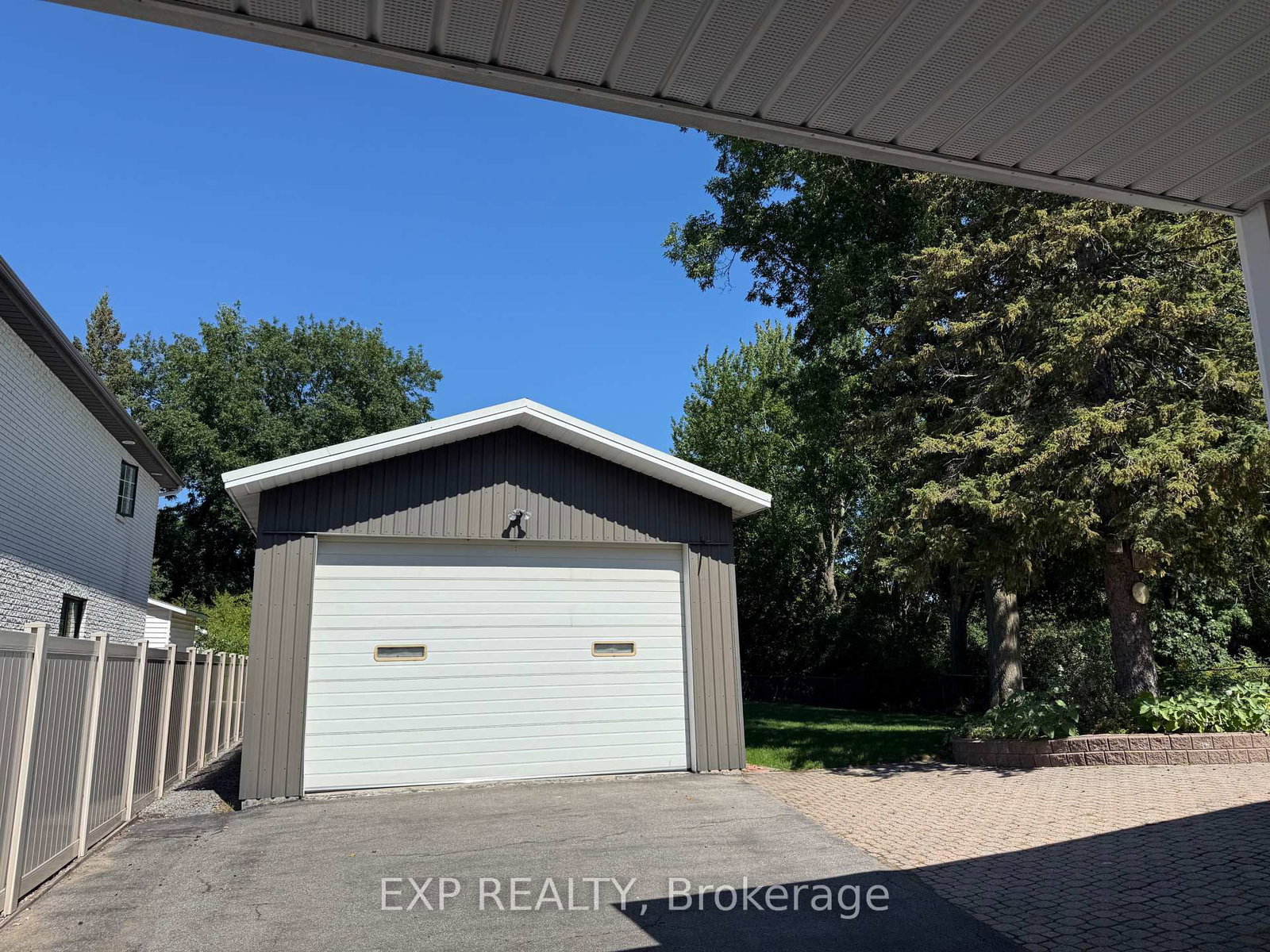 483 Pleasant Park Road • Ottawa, ON photo 14