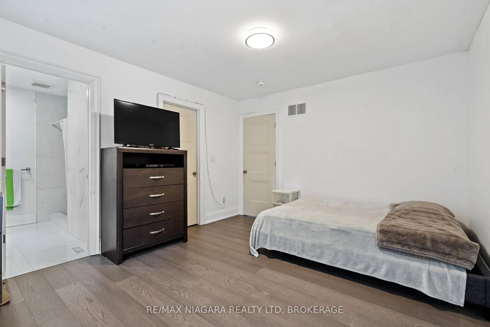 15 Myrtle Street • Pelham, ON photo 17