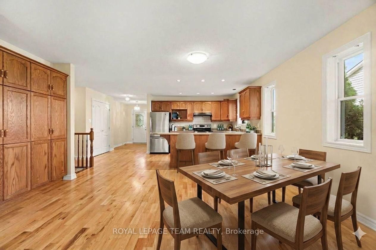 120 Vaughan Street • Almonte, ON photo 16