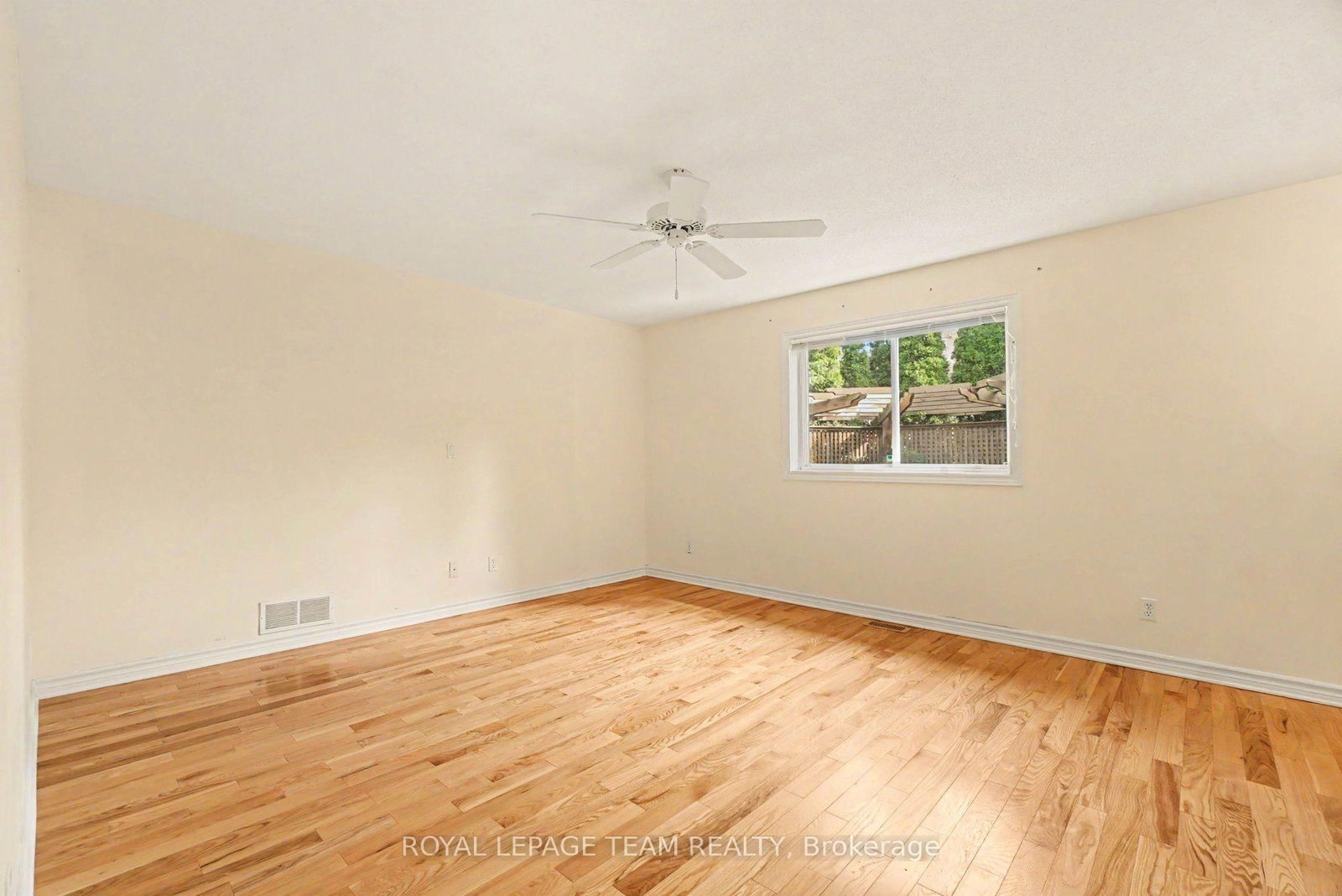 120 Vaughan Street • Almonte, ON photo 30