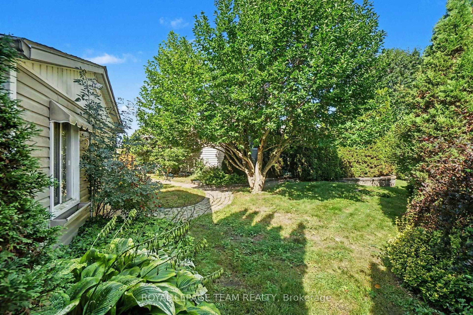 120 Vaughan Street • Almonte, ON photo 35