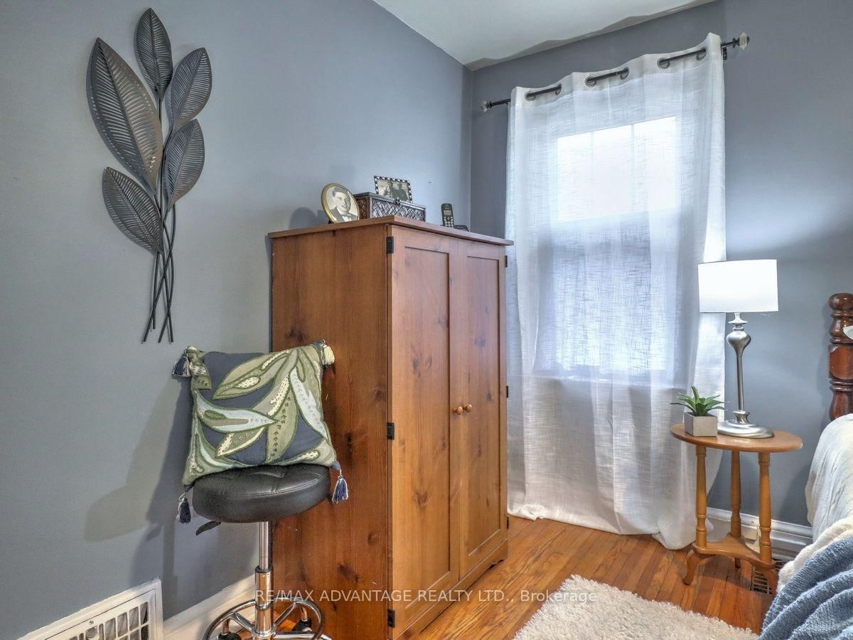 232 Edward Street • London South, ON photo 23
