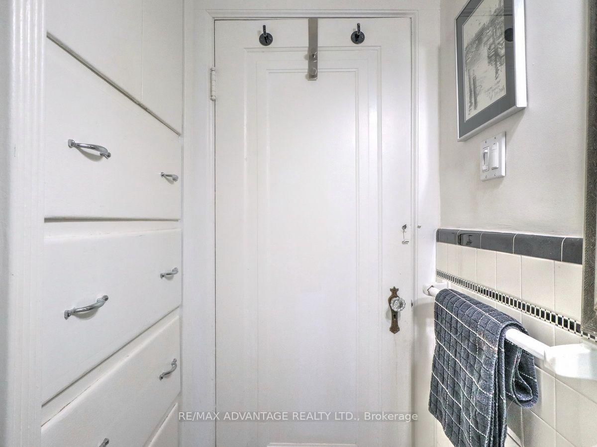232 Edward Street • London South, ON photo 29
