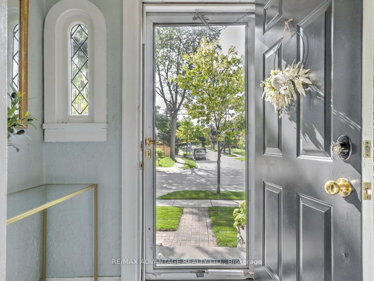 232 Edward Street • London South, ON photo 34