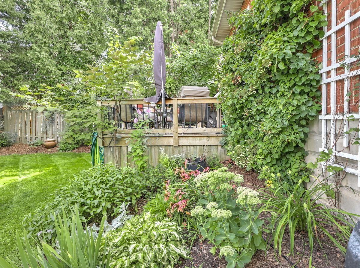 232 Edward Street • London South, ON photo 41