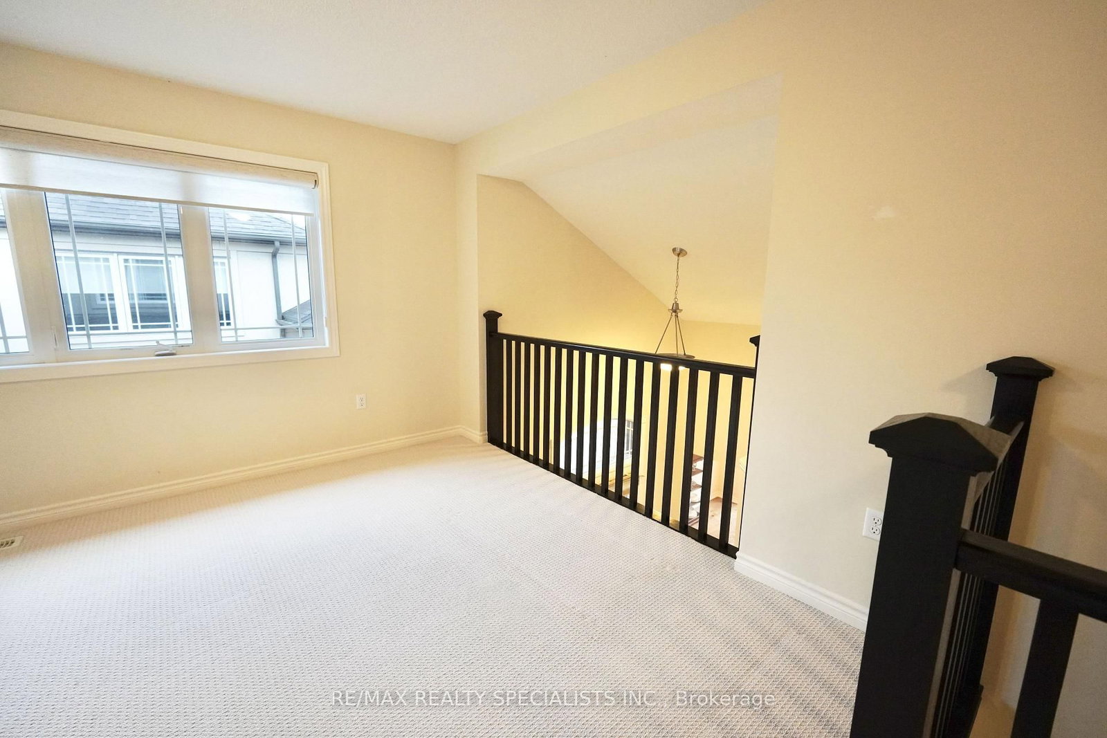 92 ABERDEEN Street • Centre Wellington, ON photo 15
