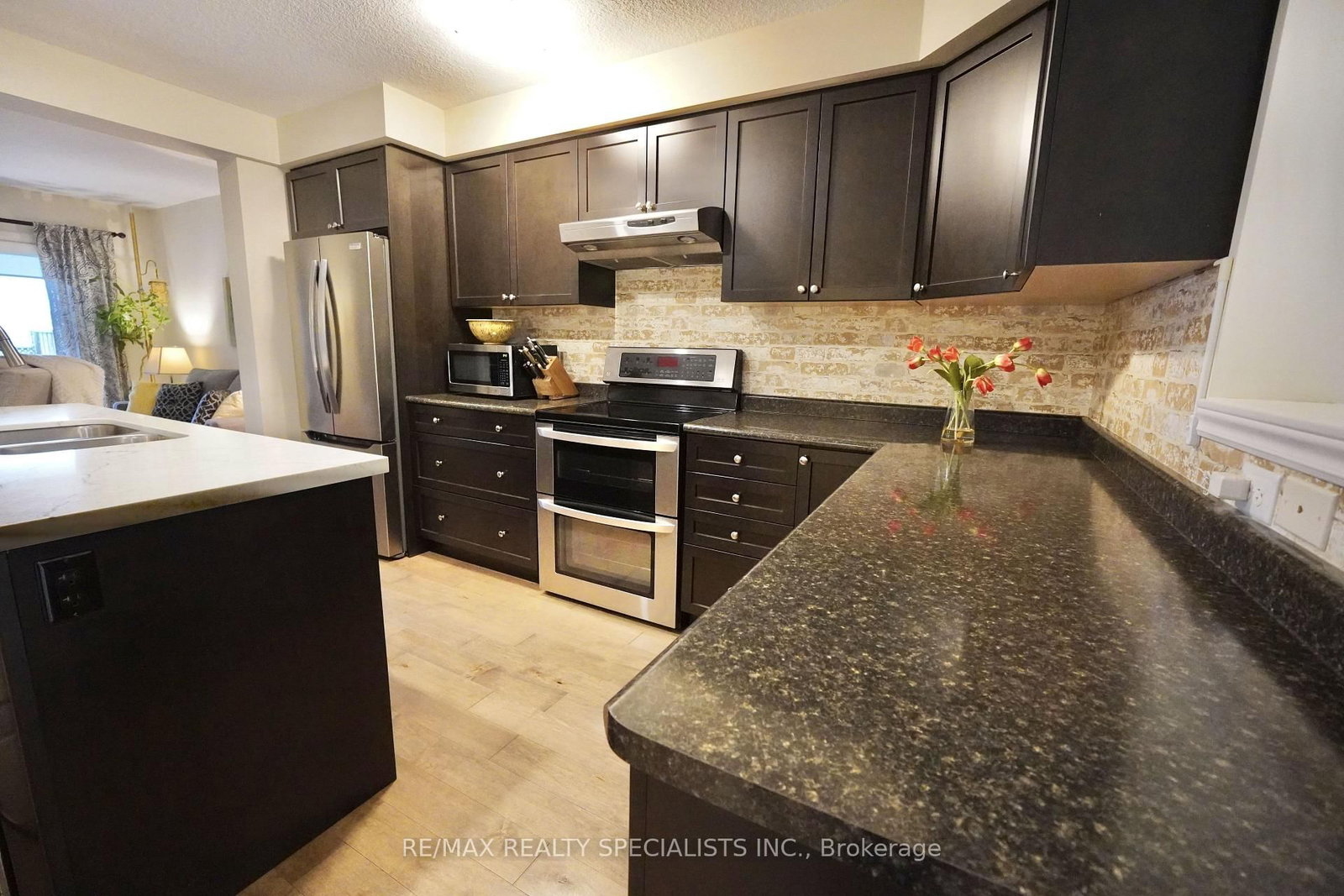 92 ABERDEEN Street • Centre Wellington, ON photo 21