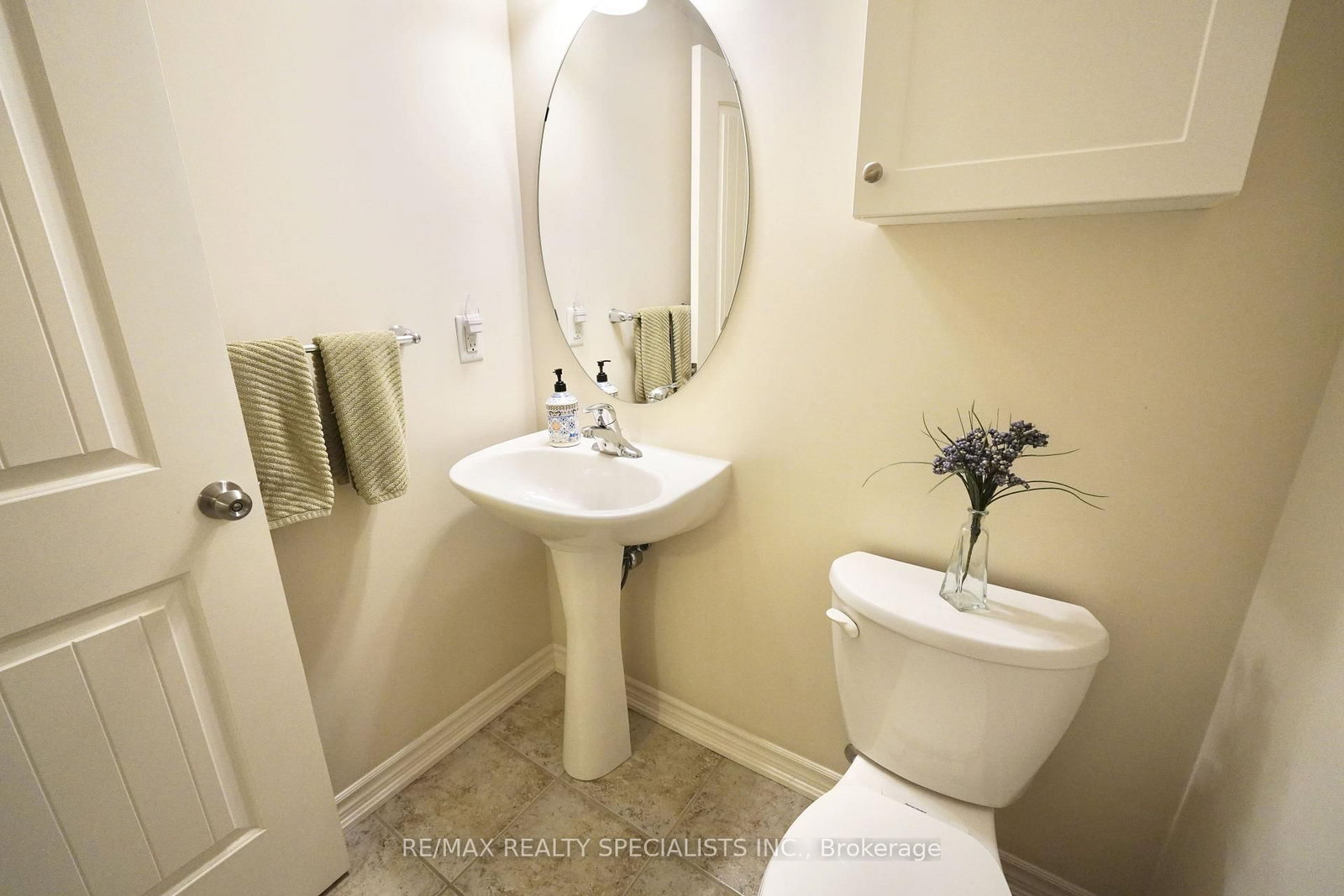 92 ABERDEEN Street • Centre Wellington, ON photo 38