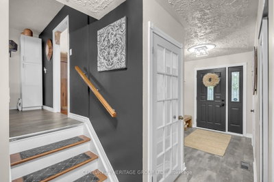 56 Scotia Avenue • Brantford, ON photo 5