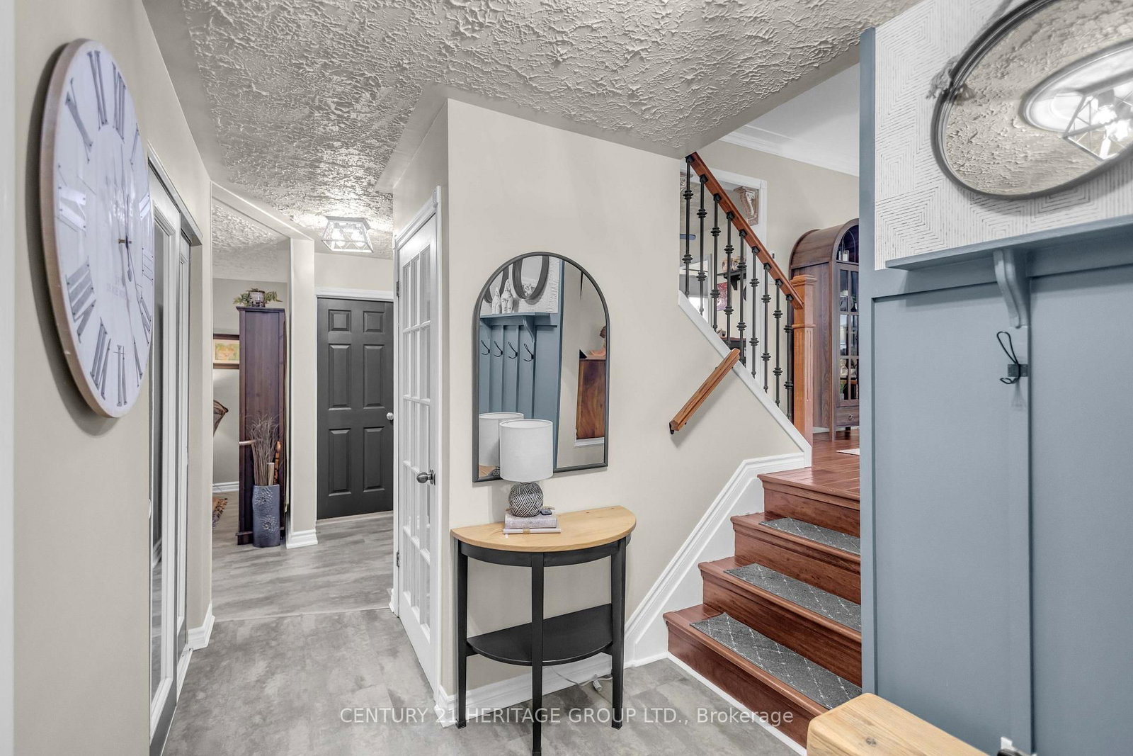 56 Scotia Avenue • Brantford, ON photo 6
