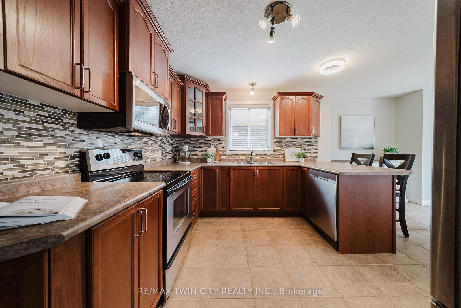 64 Brenneman Drive • Wilmot, ON photo 11
