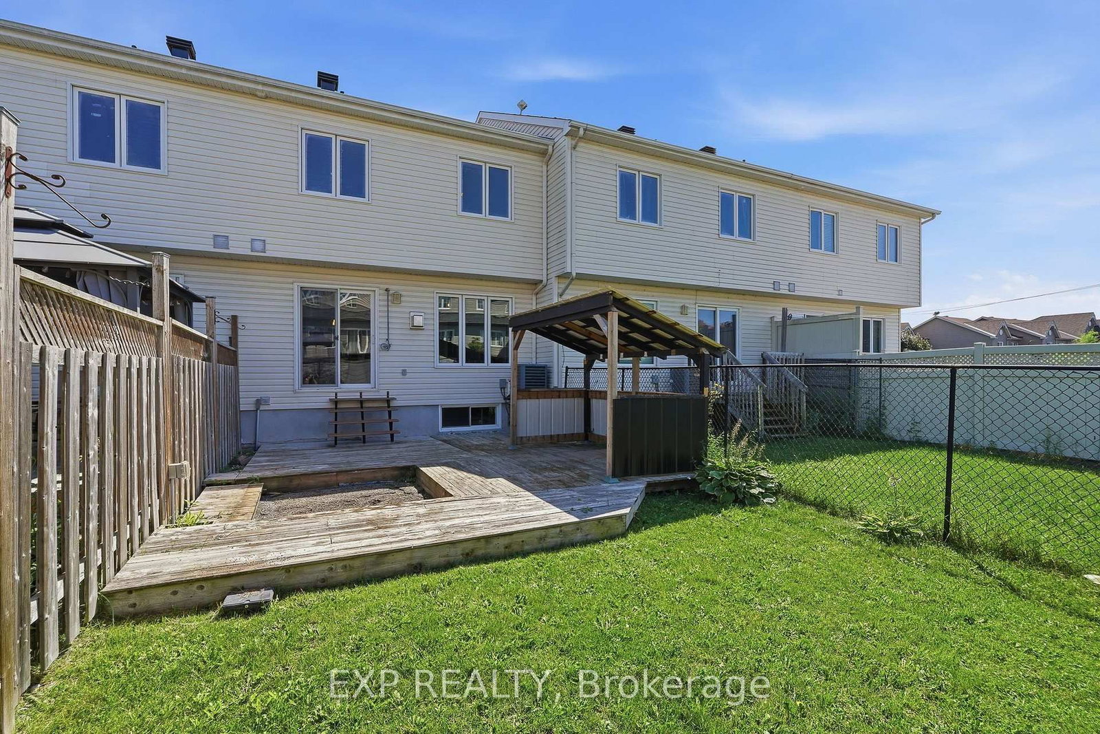 2608 Raymond Street • Clarence-Rockland, ON photo 32