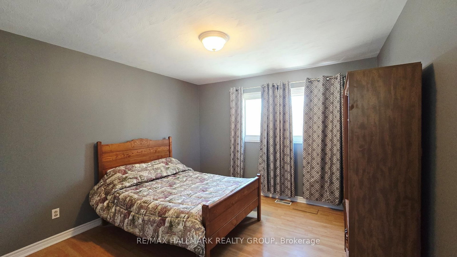 4318 Stonecrest Road • Ottawa, ON photo 14