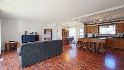 4318 Stonecrest Road • Ottawa, ON photo 5