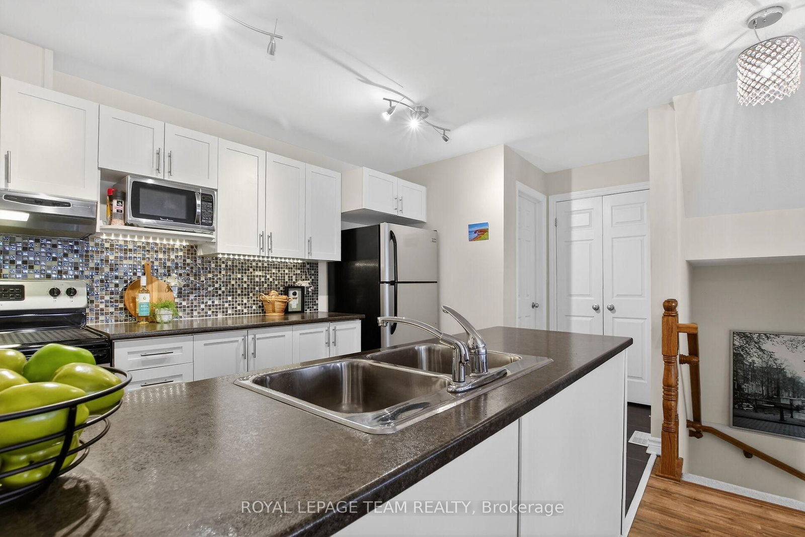 130A Lindenshade Drive • Ottawa, ON photo 12