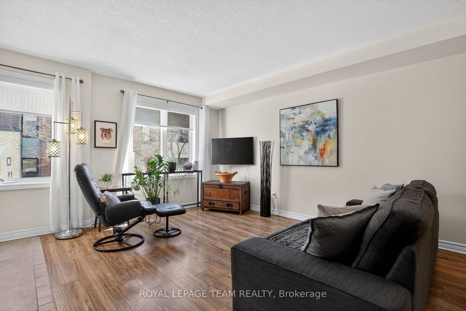 130A Lindenshade Drive • Ottawa, ON photo 5