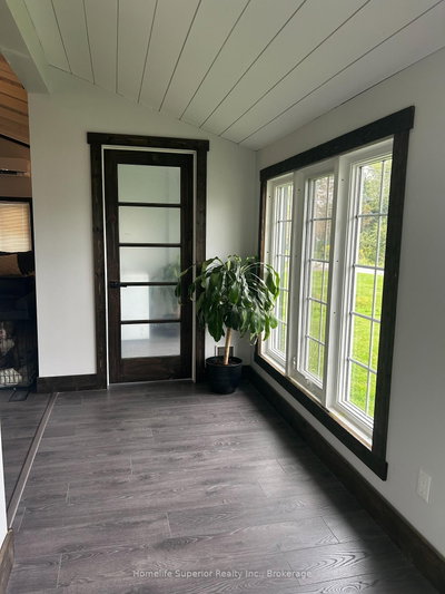 132 Peepyhorn Road SW • Limoges, ON photo 4