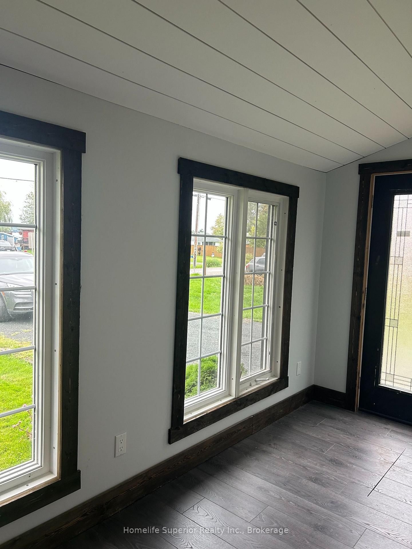 132 Peepyhorn Road SW • Limoges, ON photo 5