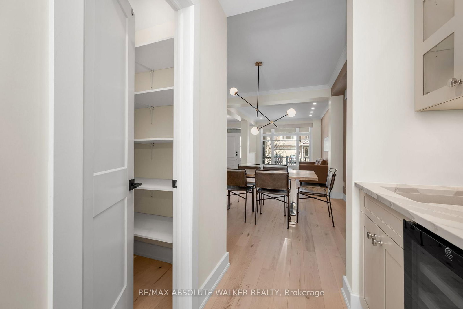 501 EGRET Way • Ottawa, ON photo 8
