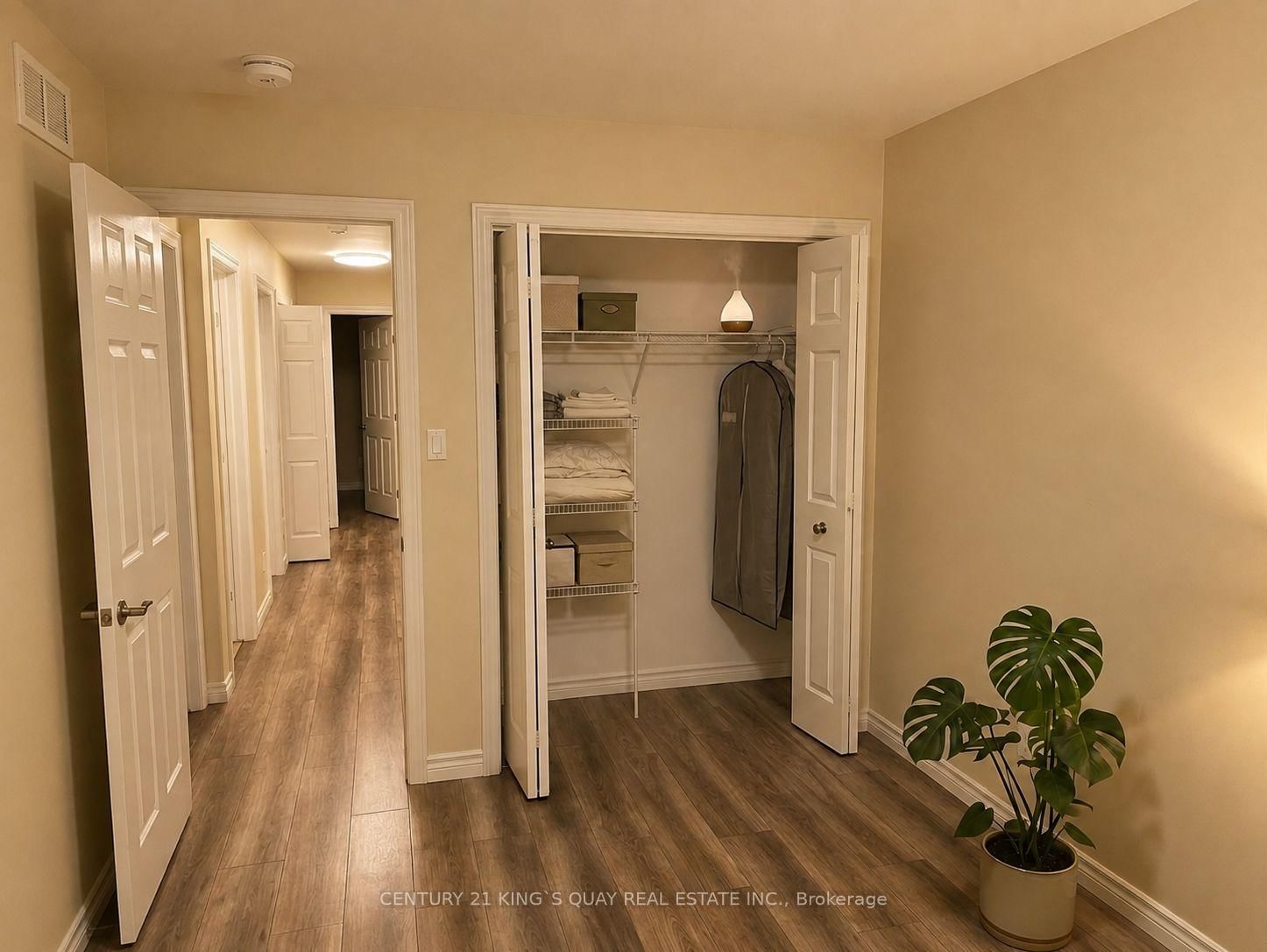 5 Ledgerock Court • Quinte West, ON photo 8
