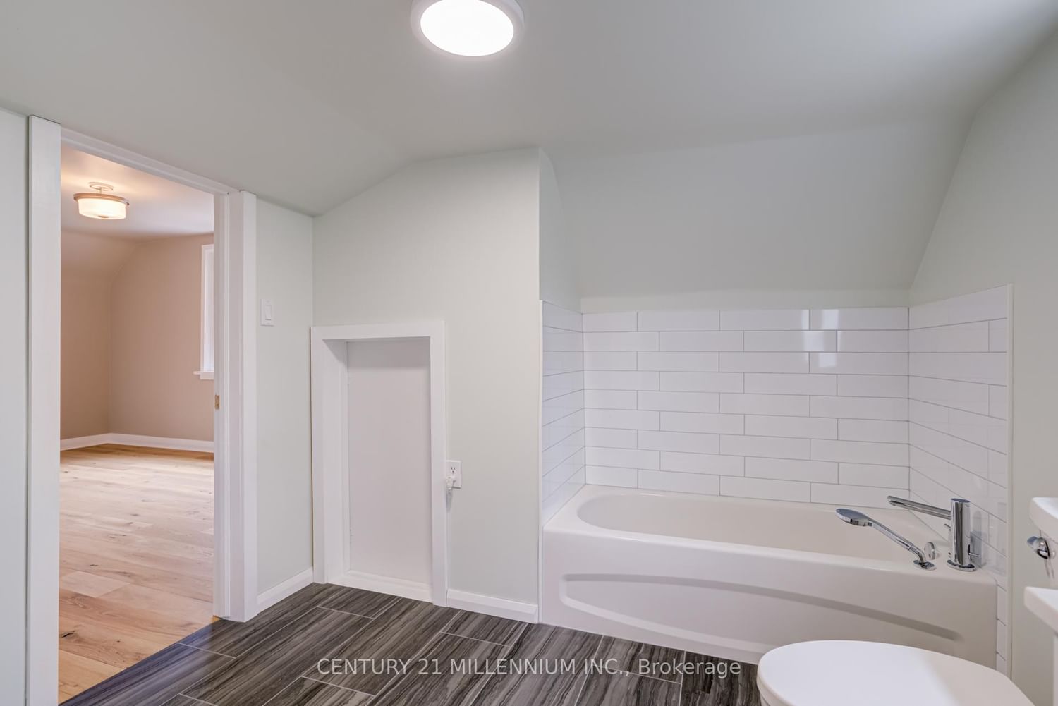 78 York Road • Guelph, ON photo 33