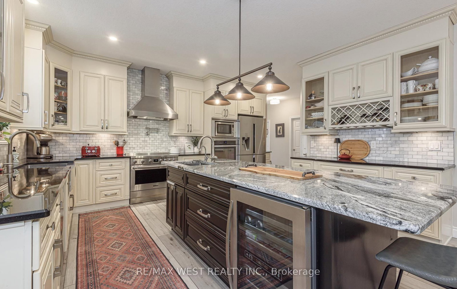 128 Sammon Drive • Guelph/Eramosa, ON photo 13