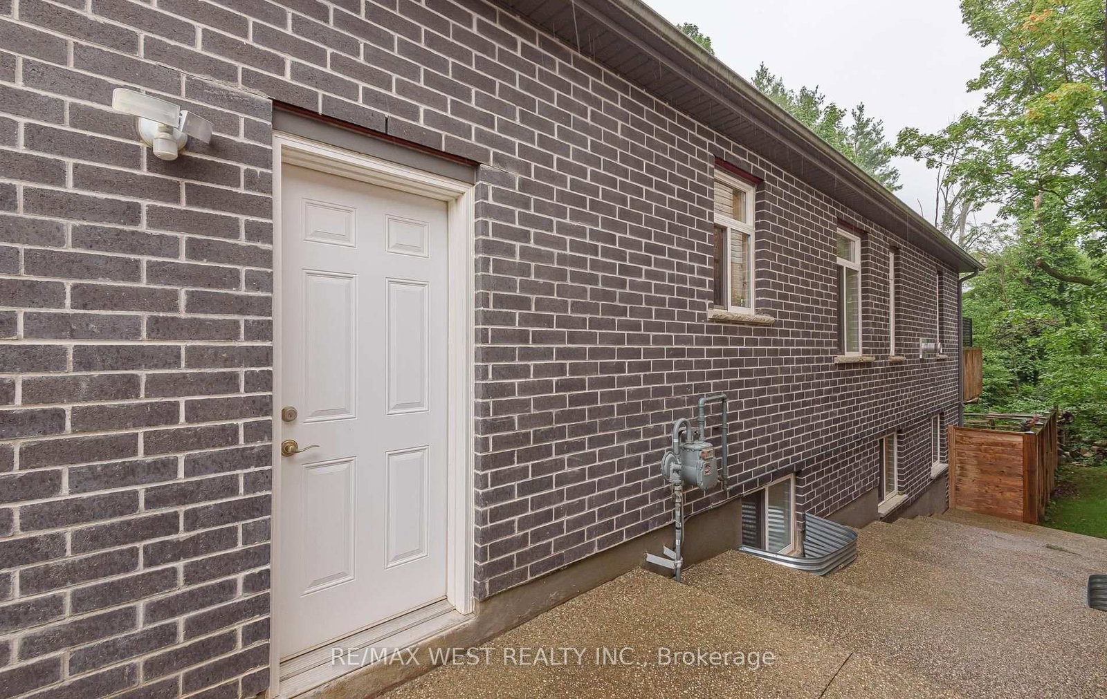128 Sammon Drive • Guelph/Eramosa, ON photo 44