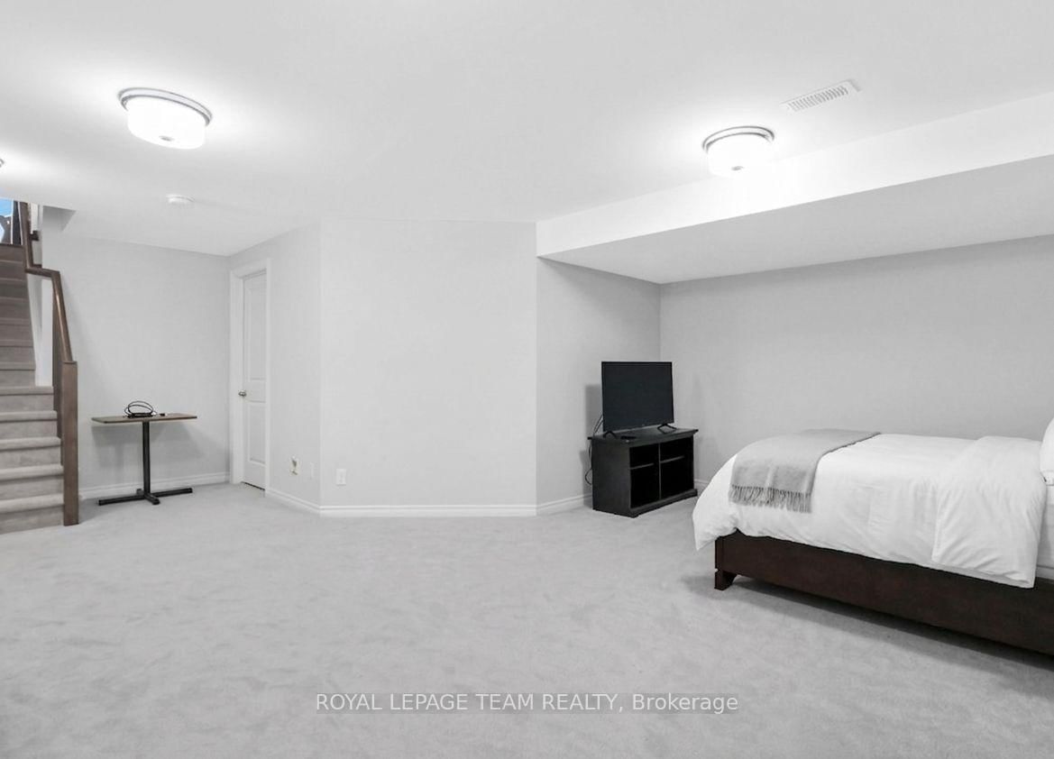 310 Kanashtage Terrace • Ottawa, ON photo 22