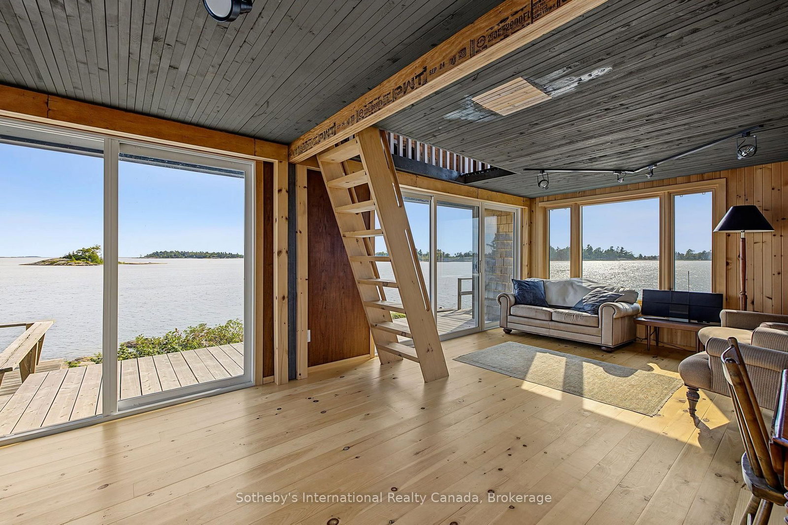 1 ISLAND 352C • Carling, ON photo 11