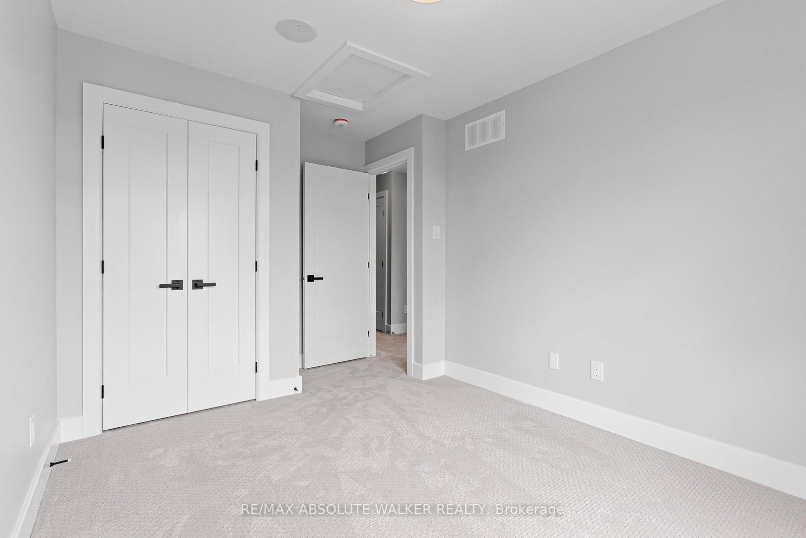 513 Pantanal Private • Ottawa, ON photo 15