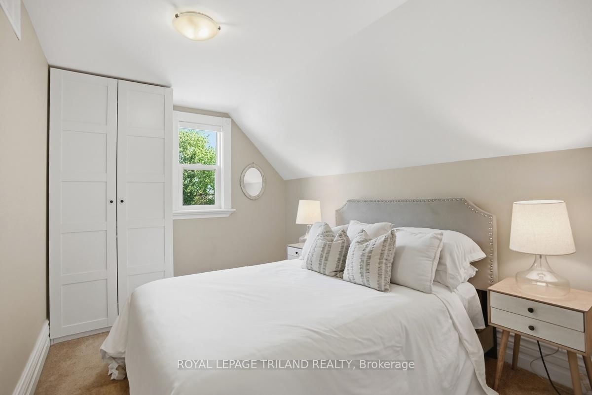 574 Princess Avenue • London East, ON photo 20